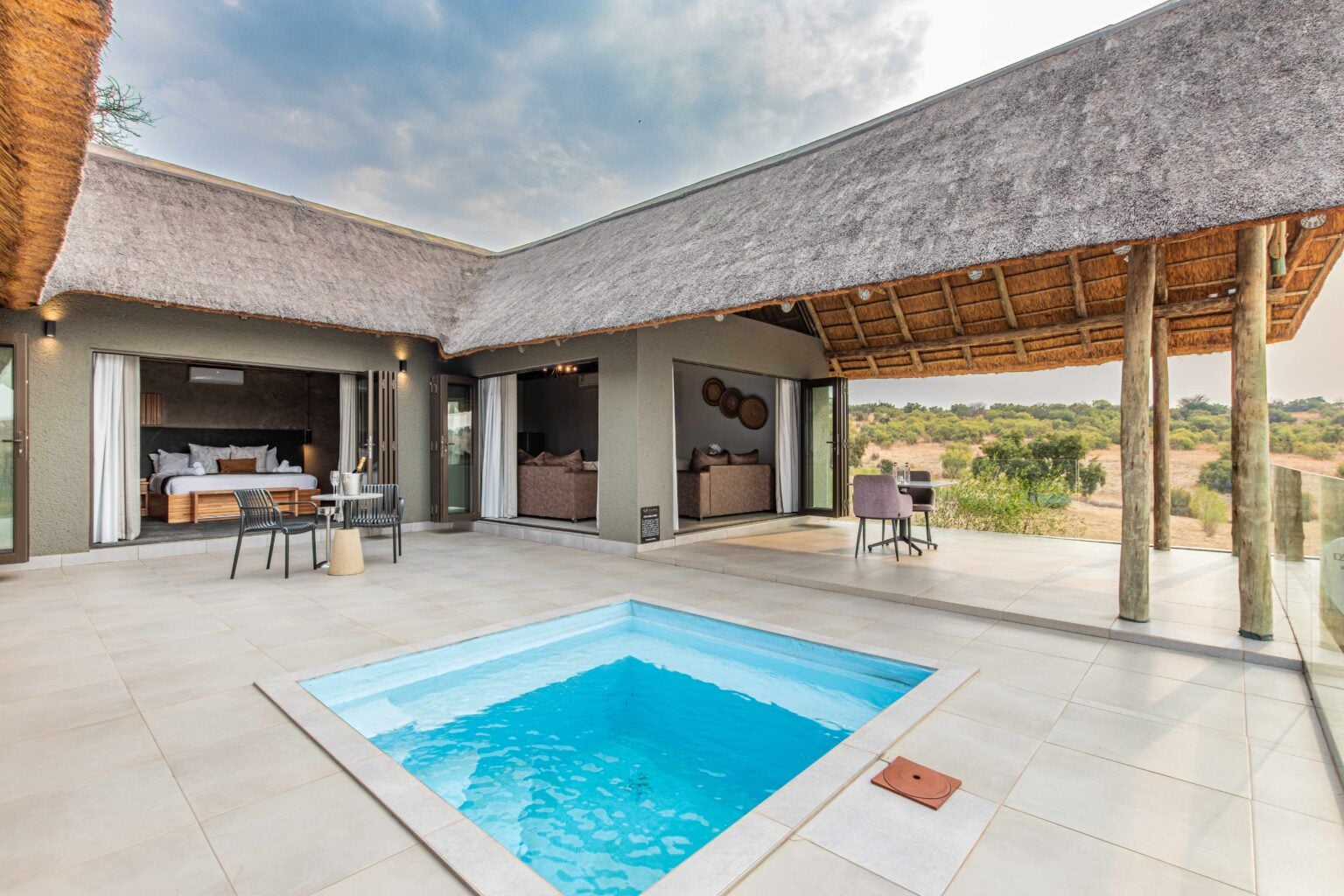La Joya lodge exterior